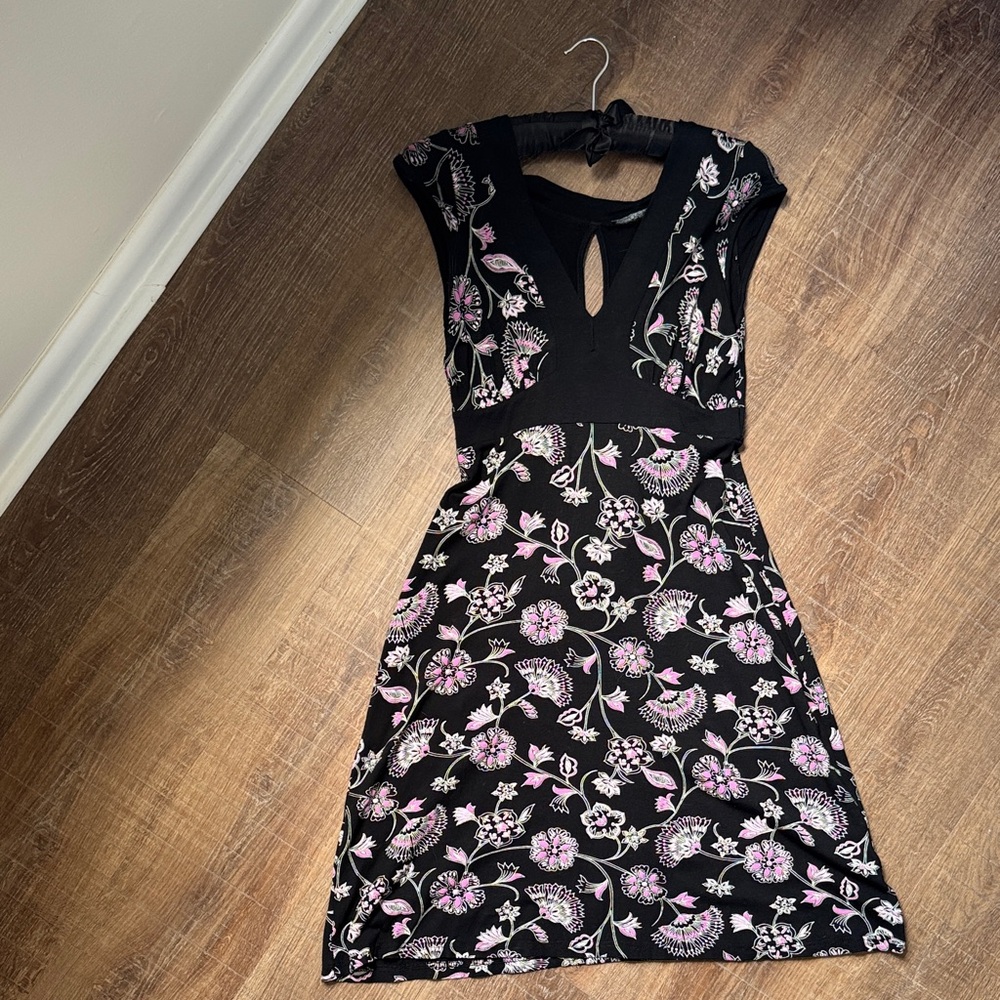 Chic Black and Pink Floral Midi Dress
